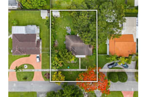 3900 Sw 59th Ave Miami, FL 33155 - MLS#A12031972