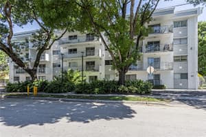 445 11th Street, Miami, FL 33130 - MLS#A12031997