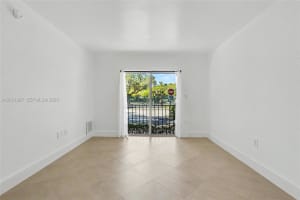 445 11th Street, Miami, FL 33130 - MLS#A12031997