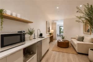 239 Sw 9th St 301, Miami 239 Sw 9th St 301, Miami