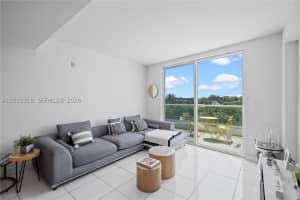 6362 Collins Ave #312, Miami Beach, FL 33141, - MLS#A12032118