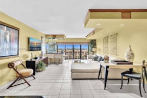 800 NE 195th St APT 710, Miami, FL 33179, - MLS#A12032147