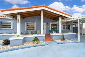 4820 W 2nd Ln, Hialeah, FL 33012, - MLS#A12032268