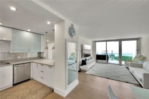 100 Bayview Dr APT 1008, Sunny Isles Beach, FL 33160, - MLS#A12032270