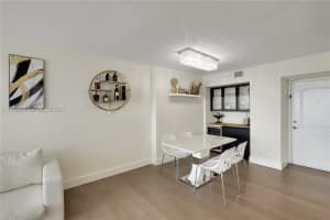 100 Bayview Dr APT 1008, Sunny Isles Beach, FL 33160, - MLS#A12032270