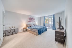 1160 N Federal Hwy APT 213, Fort Lauderdale, FL 33304, - MLS#A12032302