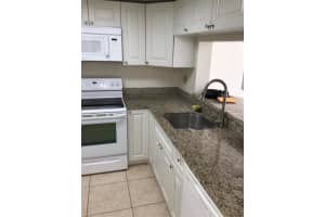10975 SW 107th St APT 302, Miami, FL 33176, - MLS#A12032306