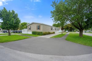 21830 NW 2nd Ct, Pembroke Pines, FL 33029, - MLS#A12032322