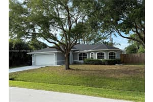 389 NE Surfside Ave, Port St. Lucie, FL 34983, - MLS#A12032436