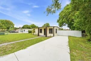 2520 Nw 160th Street, Miami Gardens, Fl 33054, Miami Gardens 2520 Nw 160th Street, Miami Gardens, Fl 33054, Miami Gardens