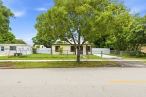 2520 NW 160th St, Opa-locka, FL 33054, - MLS#A12032439