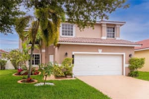 16236 Nw 18th St, Pembroke Pines