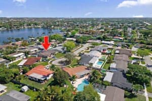 8721 NW 18th St, Pembroke Pines, FL 33024, - MLS#A12032498