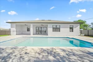 1506 NE 18th St, Cape Coral, FL 33909, - MLS#A12032548