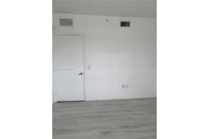 36 6th Avenue, Miami, FL 33128 - MLS#A12032570