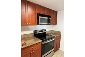 36 6th Avenue, Miami, FL 33128 - MLS#A12032570