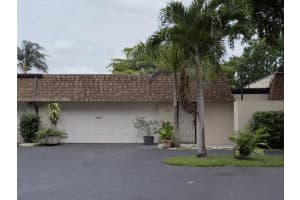 18801 Oakland Hills Dr, Hialeah, FL 33015, - MLS#A12032590