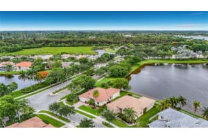 19302 SW 68th St, Fort Lauderdale, FL 33332, - MLS#A12032602