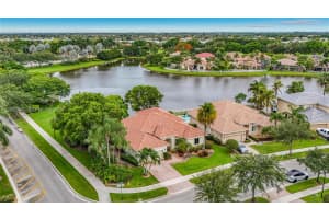 19302 SW 68th St, Fort Lauderdale, FL 33332, - MLS#A12032602