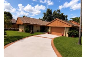 20451 NE 10th Pl, Miami, FL 33179, - MLS#A12032729