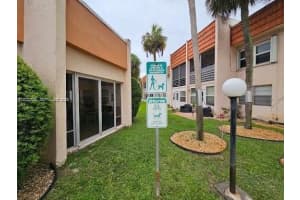 7610 Stirling Road, Davie, FL 33024 - MLS#A12032835