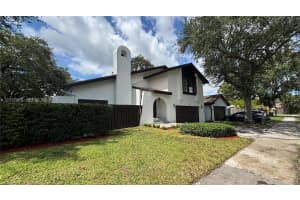 49 Forest Circle, Cooper City, FL 33026 - MLS#A12032906