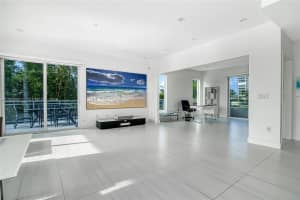 MLS# A12032921, Hollywood, Florida 33019