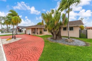 14061 SW 39th St, Miami, FL 33175, - MLS#A12032922
