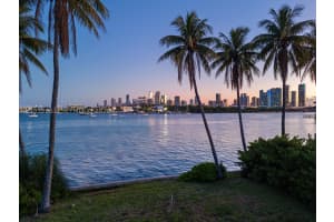 1228 Venetian Way, Miami, FL 33139 - MLS#A12032961