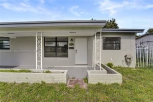 1140 N 74th Way, Hollywood, FL 33024, - MLS#A12032963