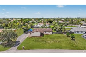 1475 Nw 19 Street, Homestead, Fl 33030, Homestead