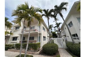 1100 Venetian Way APT 2B, Miami Beach, FL 33139, - MLS#A12033114