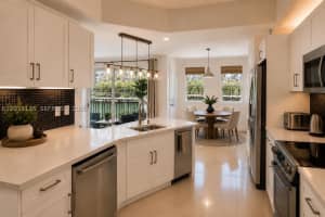 3135 NE 184th St APT 2104, Aventura, FL 33160, - MLS#A12033115