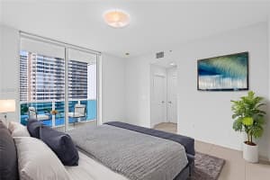 1945 S Ocean Dr APT 704, Hallandale Beach, FL 33009, - MLS#A12033133