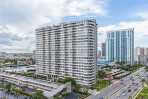 2030 Ocean Drive, Hallandale Beach, FL 33009 - MLS#A12033185