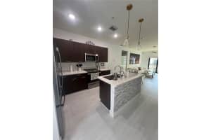 4670 NW 84th Ave Apartment 32, Doral, FL 33166, - MLS#A12033216