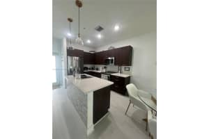 4670 NW 84th Ave Apartment 32, Doral, FL 33166, - MLS#A12033216