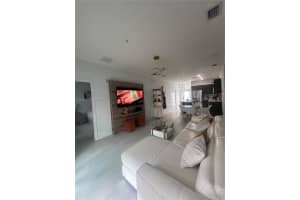 4670 NW 84th Ave Apartment 32, Doral, FL 33166, - MLS#A12033216