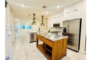 10295 64th Terrace, Doral, FL 33178 - MLS#A12033331