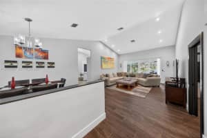 10761 5th Street, Plantation, FL 33324 - MLS#A12033424
