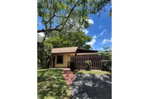 539 Briarwood Cir # 2-57, Hollywood, FL 33024, - MLS#A12033474
