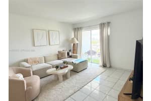 400 Kings Point Drive, Sunny Isles Beach, FL 33160 - MLS#A12033623