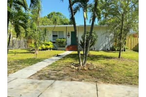 1135 133 Rd Street, North Miami, FL 33161 - MLS#A12033709