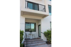 8265 41 Street, Doral, FL 33166 - MLS#A12033717
