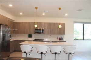 8265 41 Street, Doral, FL 33166 - MLS#A12033717