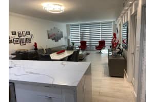 5601 Collins Avenue, Miami Beach, FL 33140 - MLS#A12033745