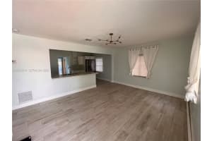 1860 52 Street, Miami, FL 33142 - MLS#A12033814