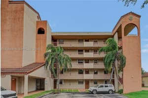 10227 Nw 9th St Cir 206-3, Miami 10227 Nw 9th St Cir 206-3, Miami