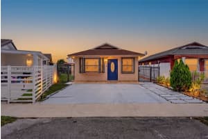 983 42nd Place, Hialeah, FL 33012 - MLS#A12033889