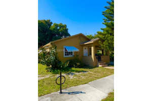 1100 N 24th Ave, Hollywood, FL 33020, - MLS#A12033911
